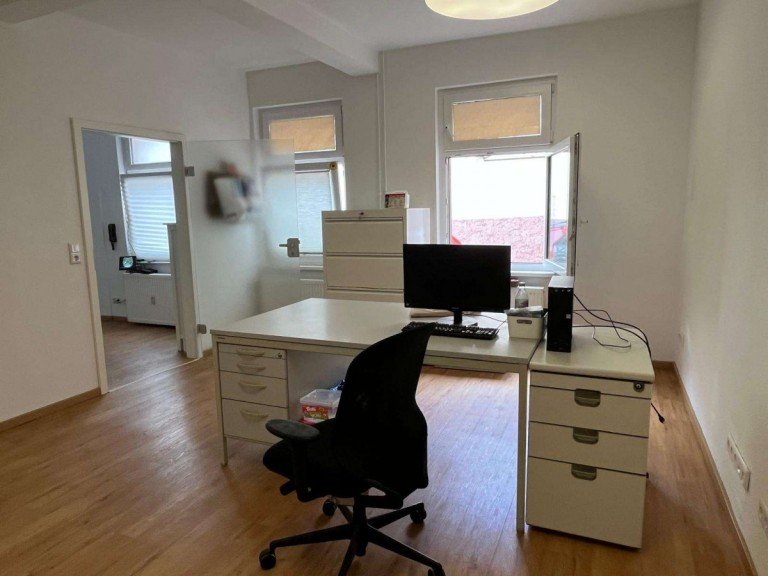 B�ro 1 Bad Homburg vor der H�he B�rohaus Separates B�rohaus in ruhiger Citylage am Bahnhof!