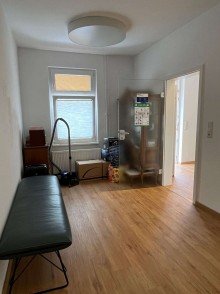 B�ro 2 Separates B�rohaus in ruhiger Citylage am Bahnhof!