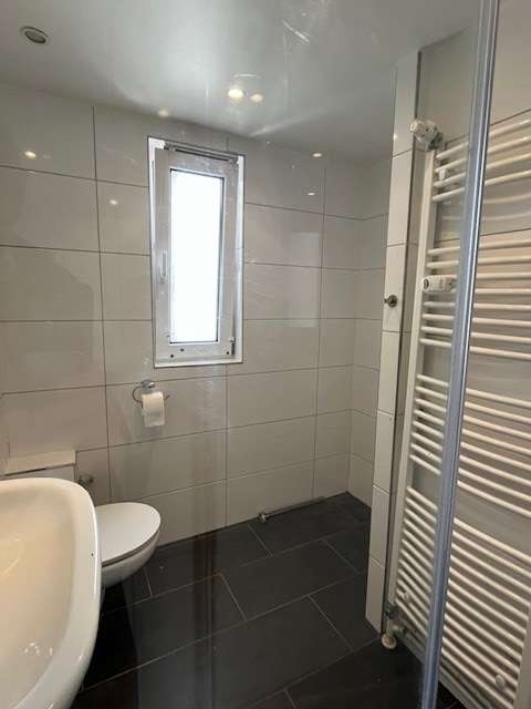 Neues Tageslichtduschbad 2 Zimmer Bad Homburg vor der H�he