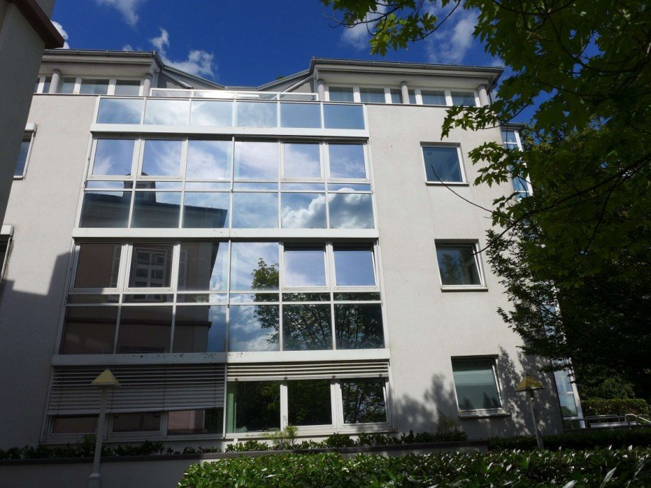 Hausansicht B�rohaus Friedrichsdorf