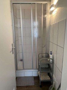 Dusche Separates B�rohaus in ruhiger Citylage am Bahnhof!