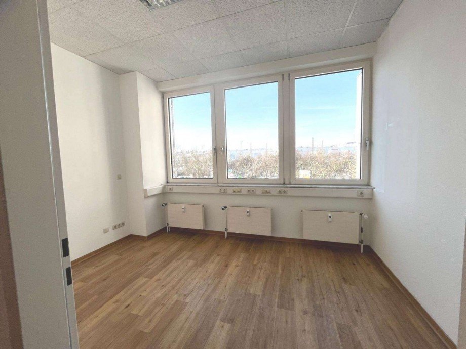 Raum 3 B�ro / Praxis Friedrichsdorf