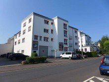 L1090669 Barrierefrei mit Lift / N�he Bahnhof / 138m� und 228m� / EUR 9,50
