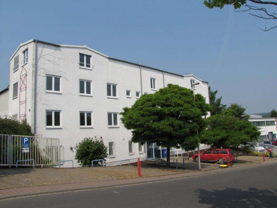 Geb�udeansicht B�rohaus Usingen