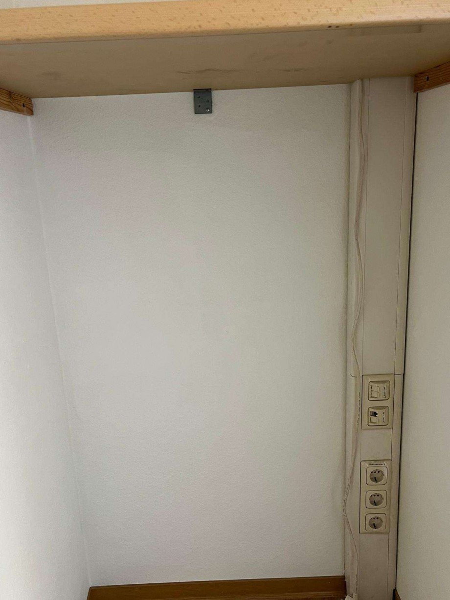 Nische f�r Garderobe oder Serv B�ro / Praxis Friedrichsdorf