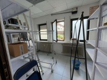 B�ro/Lager 1A-Lage in der Fu�g�ngerzone / Stufenlos / Top-Zustand / Repr�sentative Front